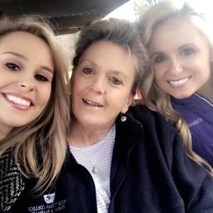 Meet your Posher, Angela